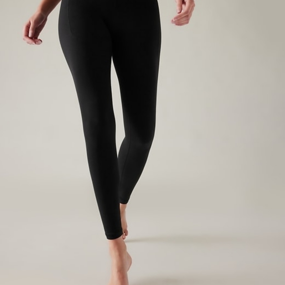 Athleta Transcend Stash Tight M nwt $109